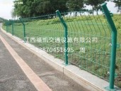 双边丝围栏